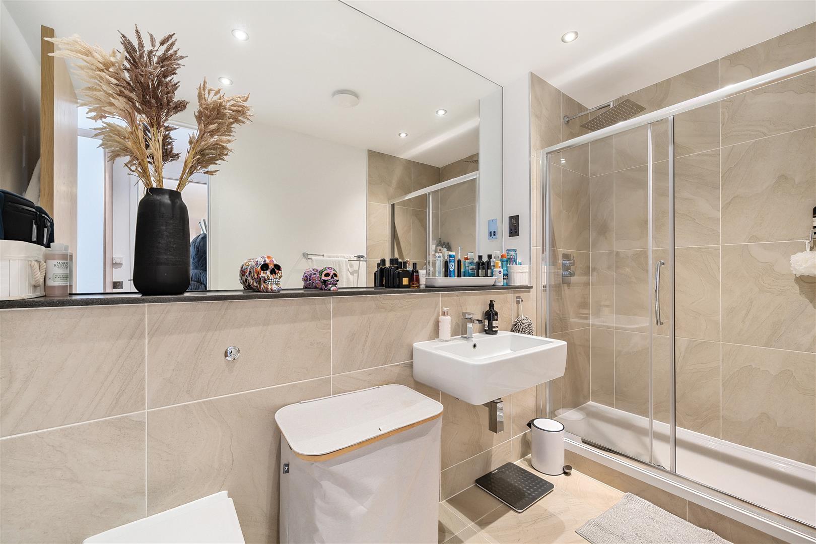 Finchley Road Hampstead NW3 7AJ