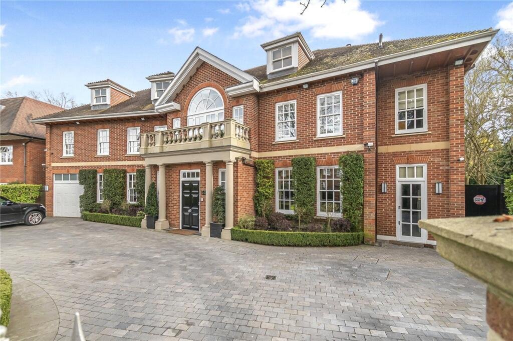 Sheldon Avenue London N6 4ND