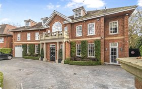 Sheldon Avenue London N6 4ND