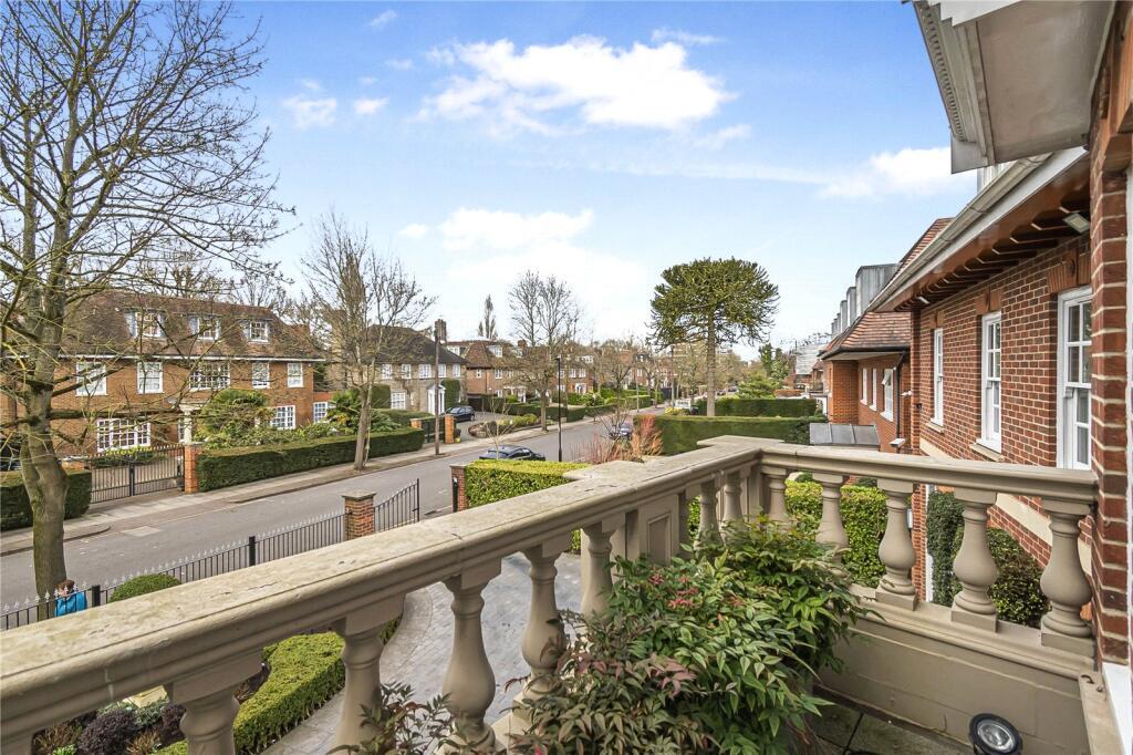 Sheldon Avenue London N6 4ND