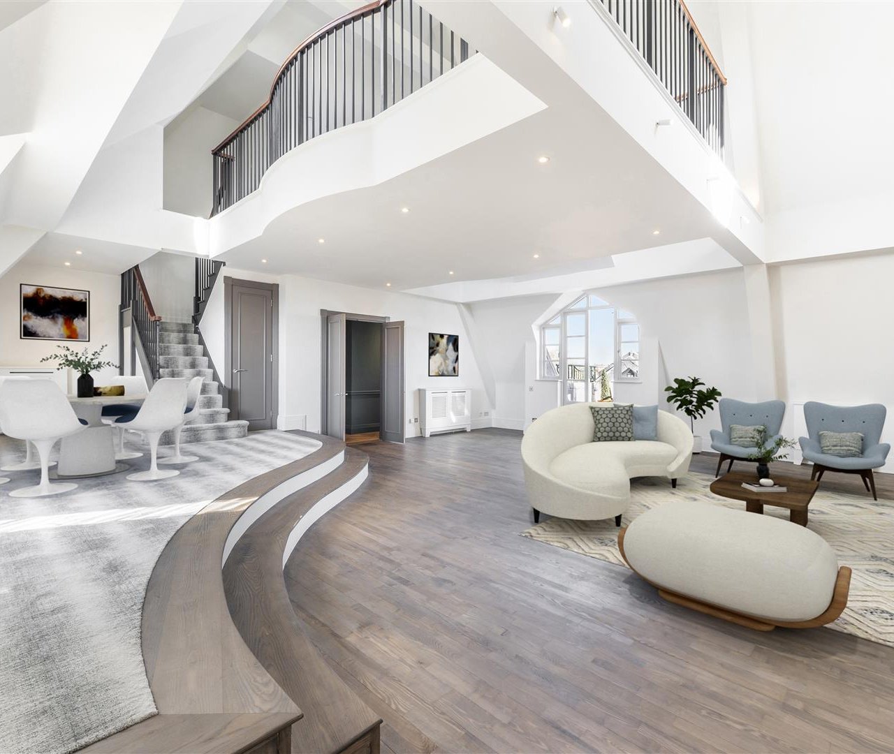 Frognal Rise Hampstead Village NW3 6PZ