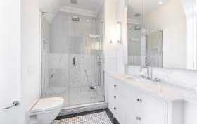 Frognal Rise Hampstead Village NW3 6PZ