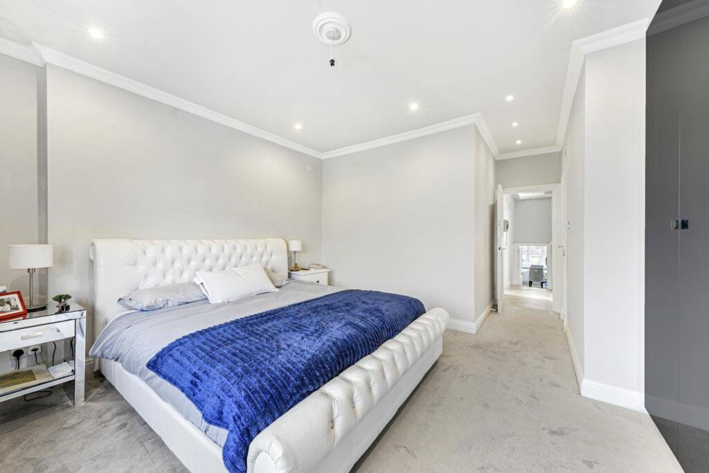 Fitzjohn’s Avenue London NW3 5JY