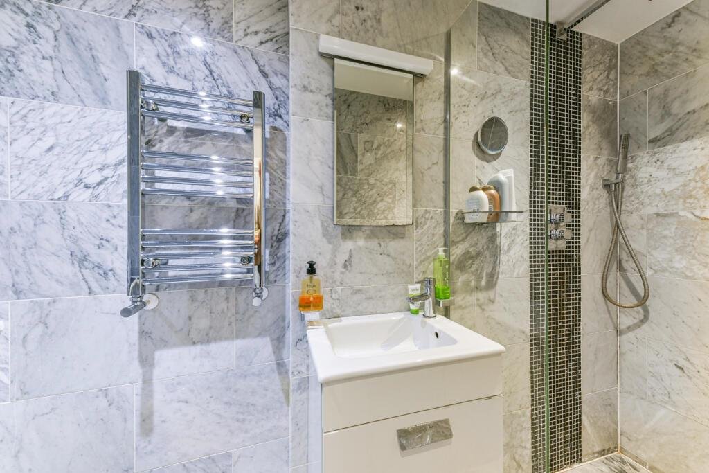 Fitzjohn’s Avenue London NW3 5JY