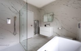 Park Drive Golders Hill Park NW11 7SN