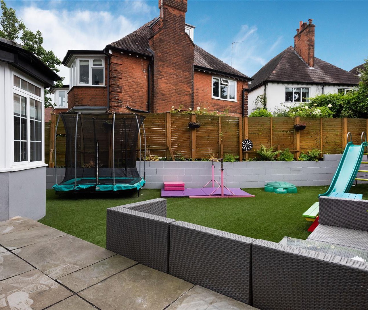 Park Drive Golders Hill Park NW11 7SN