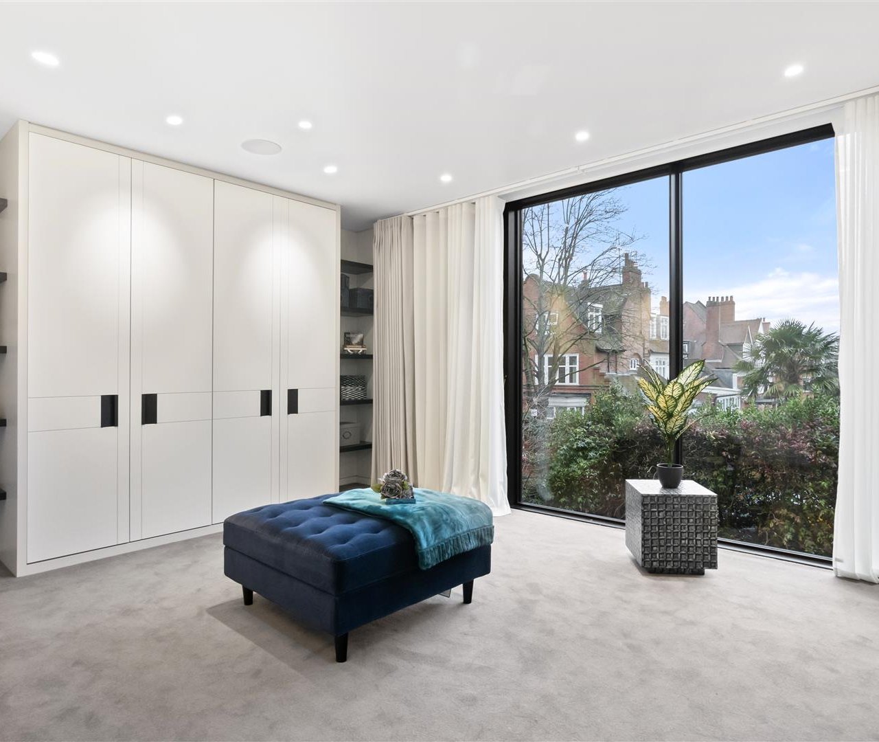 Redington Road Hampstead NW3 7RT