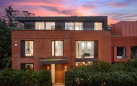 Redington Road Hampstead NW3 7RT