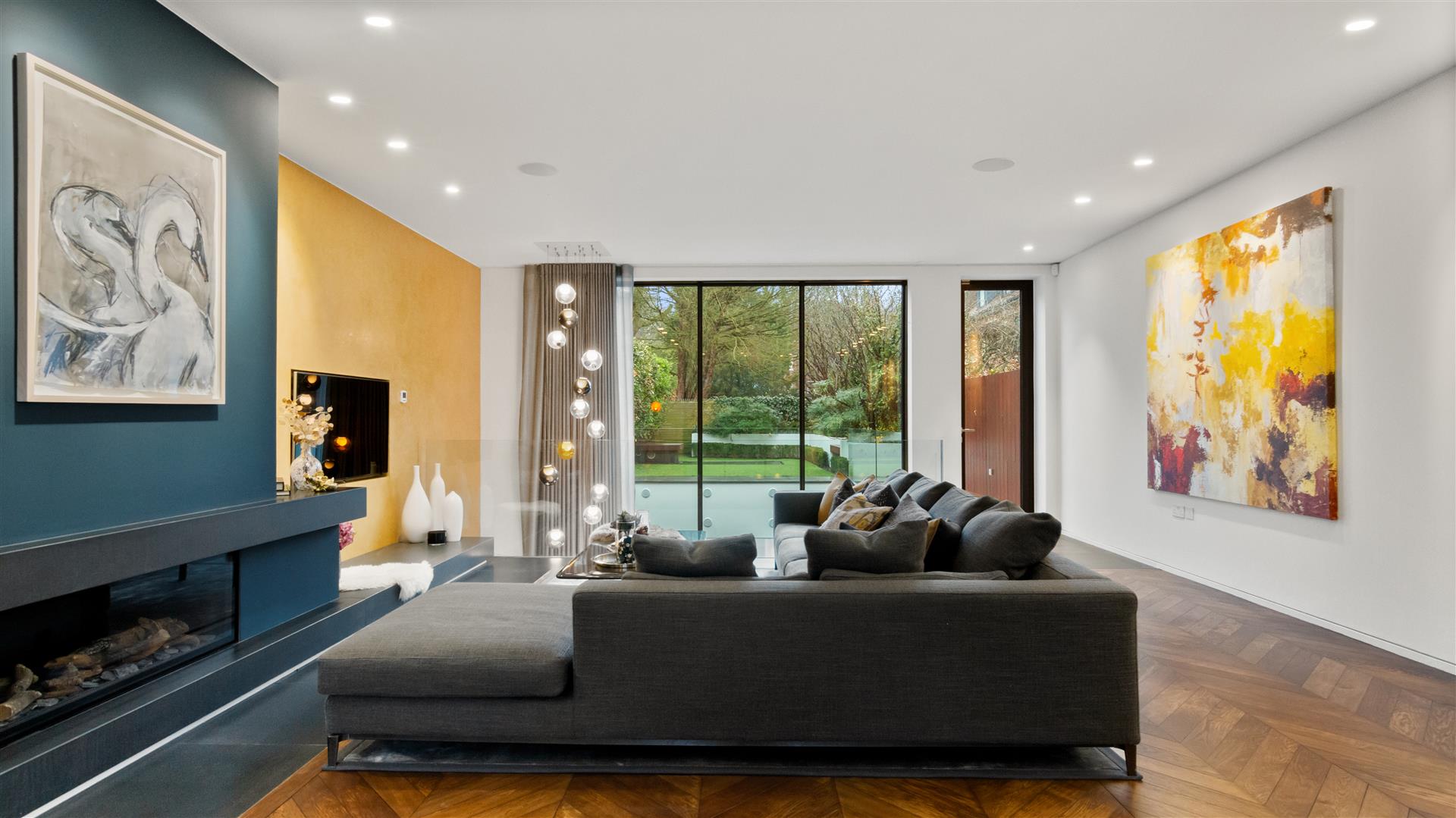 Redington Road Hampstead NW3 7RT