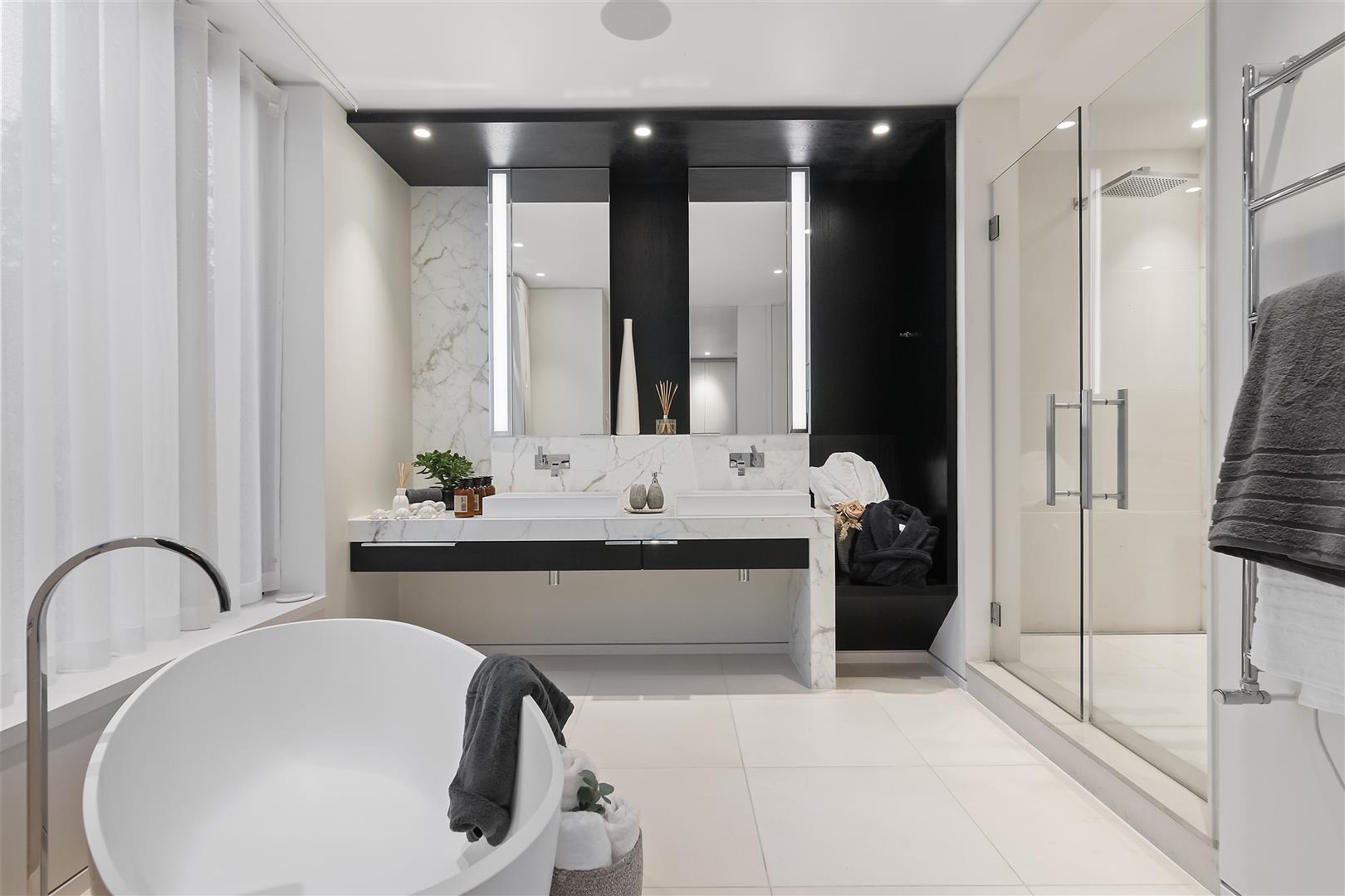 Redington Road Hampstead NW3 7RT