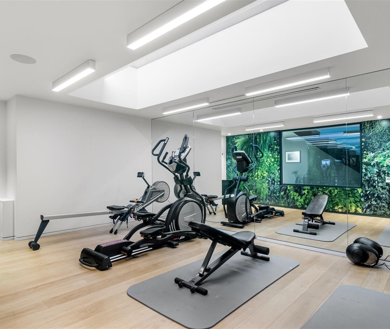 Redington Road Hampstead NW3 7RT