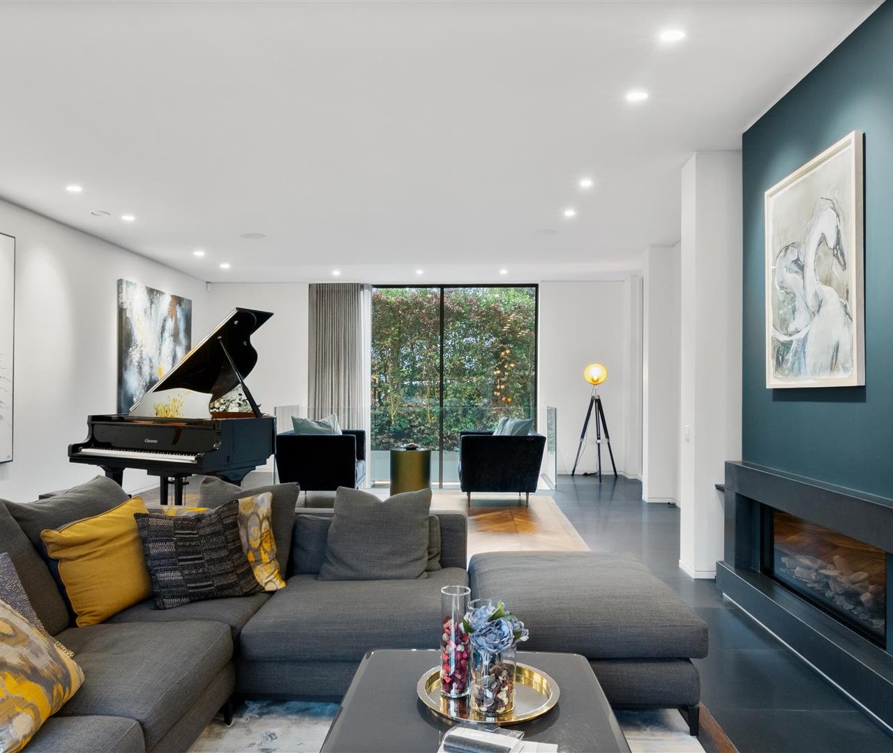 Redington Road Hampstead NW3 7RT