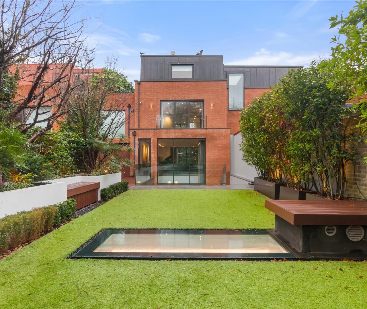 Redington Road Hampstead NW3 7RT