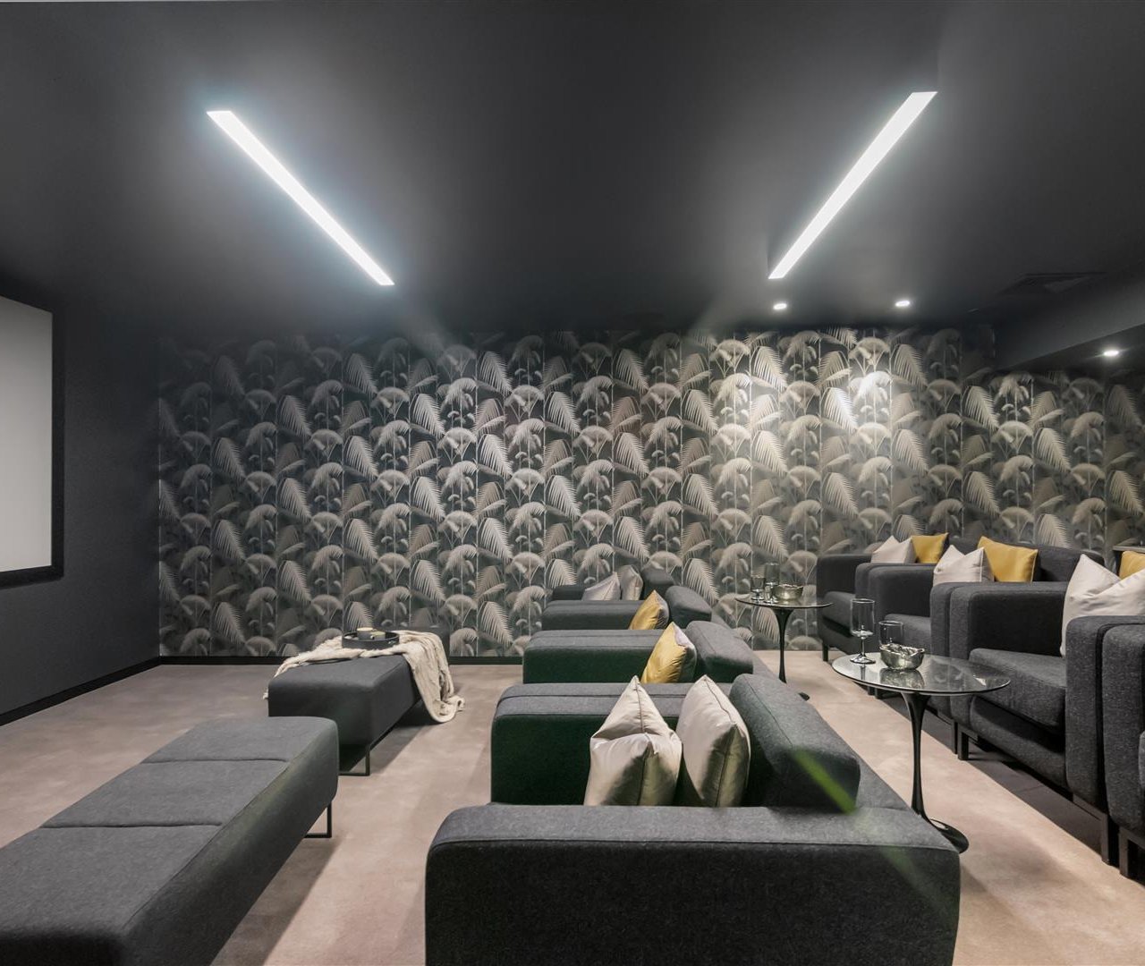 Redington Road Hampstead NW3 7RT