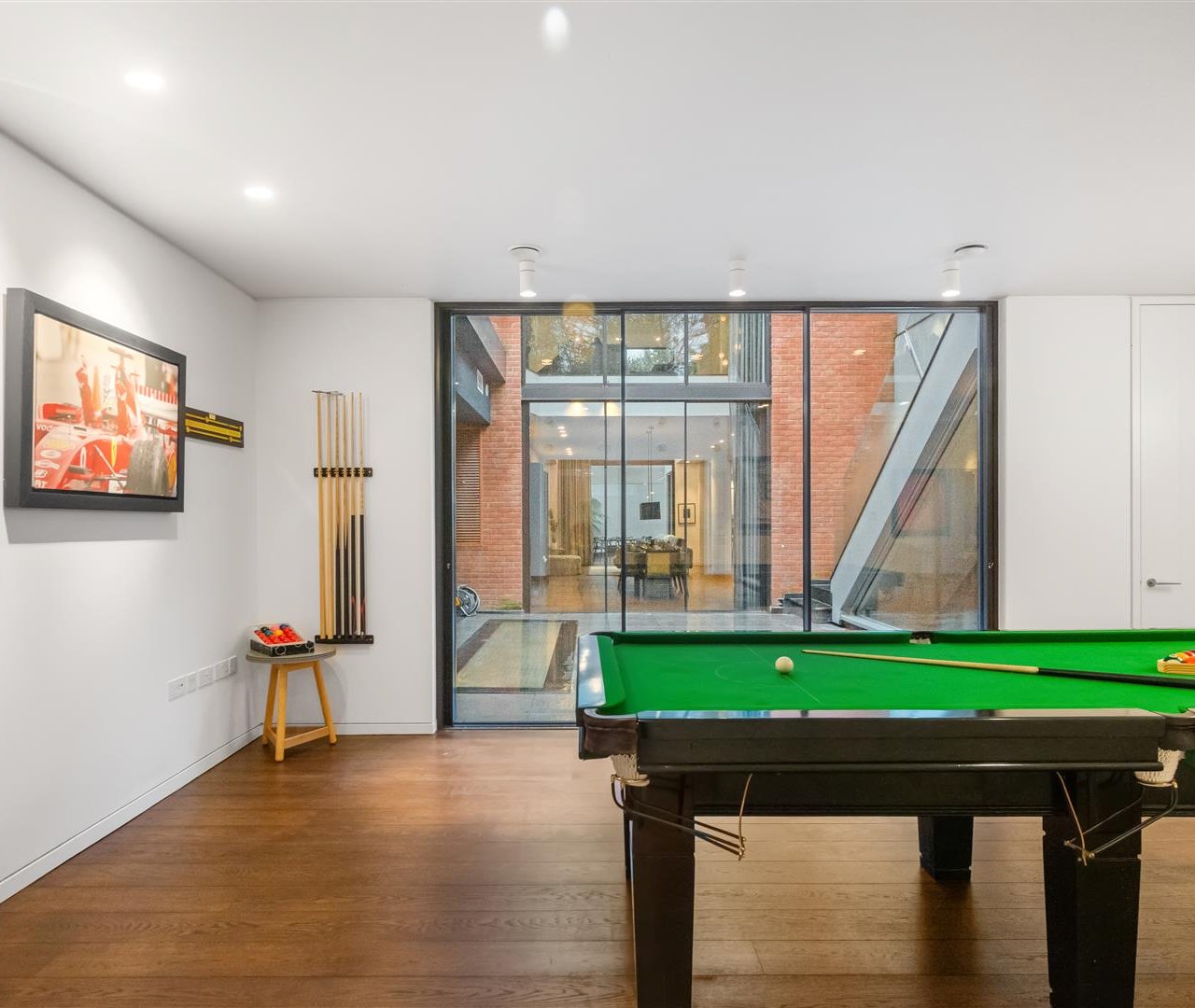 Redington Road Hampstead NW3 7RT