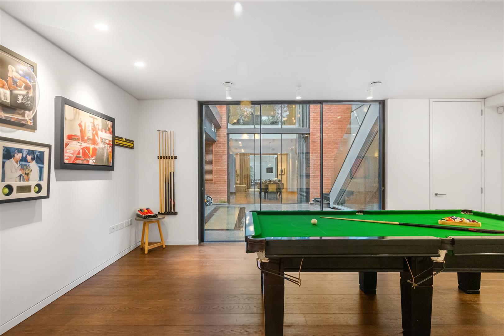 Redington Road Hampstead NW3 7RT