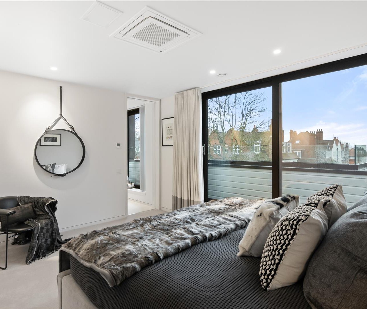 Redington Road Hampstead NW3 7RT