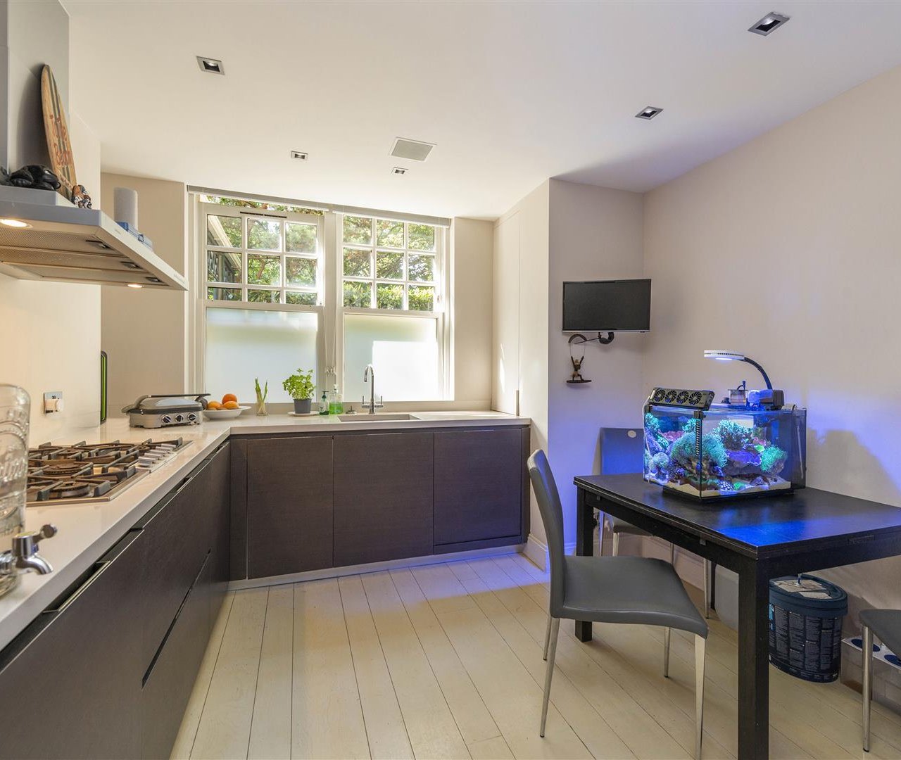 Frognal Rise Hampstead Village NW3 6PZ