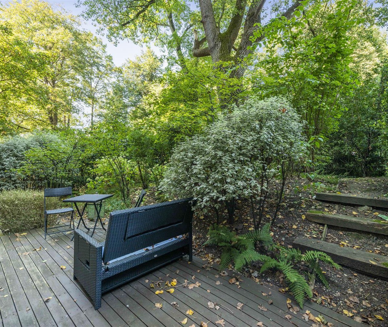 Frognal Rise Hampstead Village NW3 6PZ