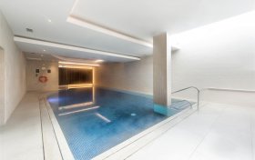 Frognal Rise Hampstead Village NW3 6PZ