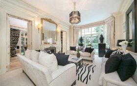 Frognal Hampstead NW3 6XY