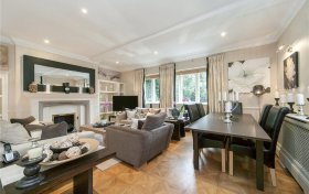 Frognal Hampstead NW3 6XY