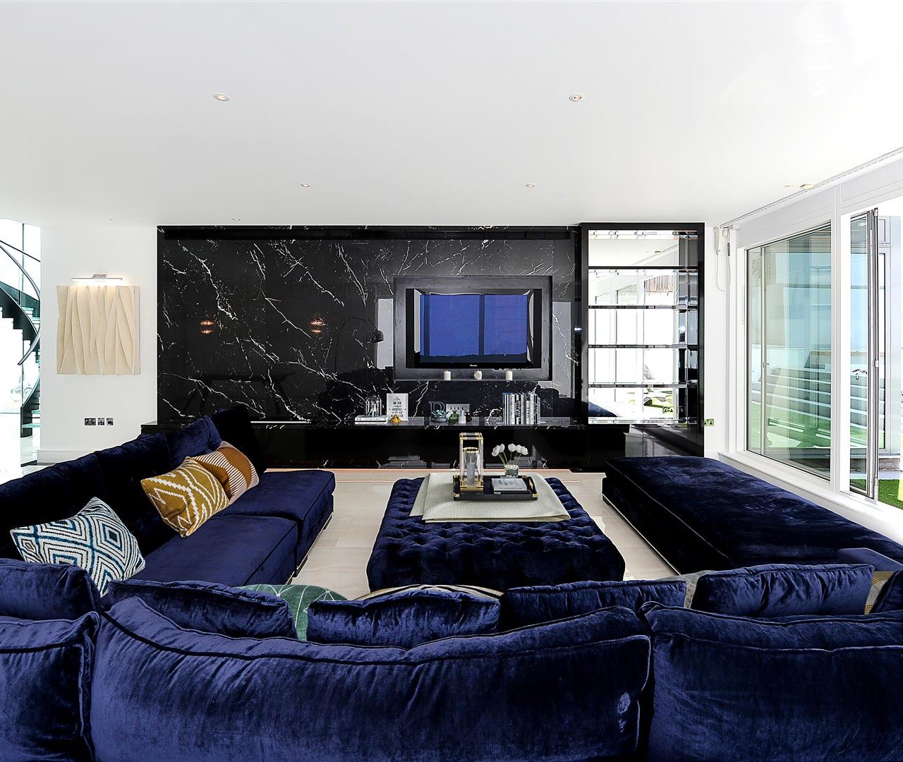 West Heath Road Hampstead NW3 7TH