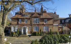 Redington Road Hampstead NW3 7RS