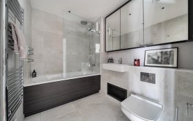 Kidderpore Avenue Hampstead NW3 7AS