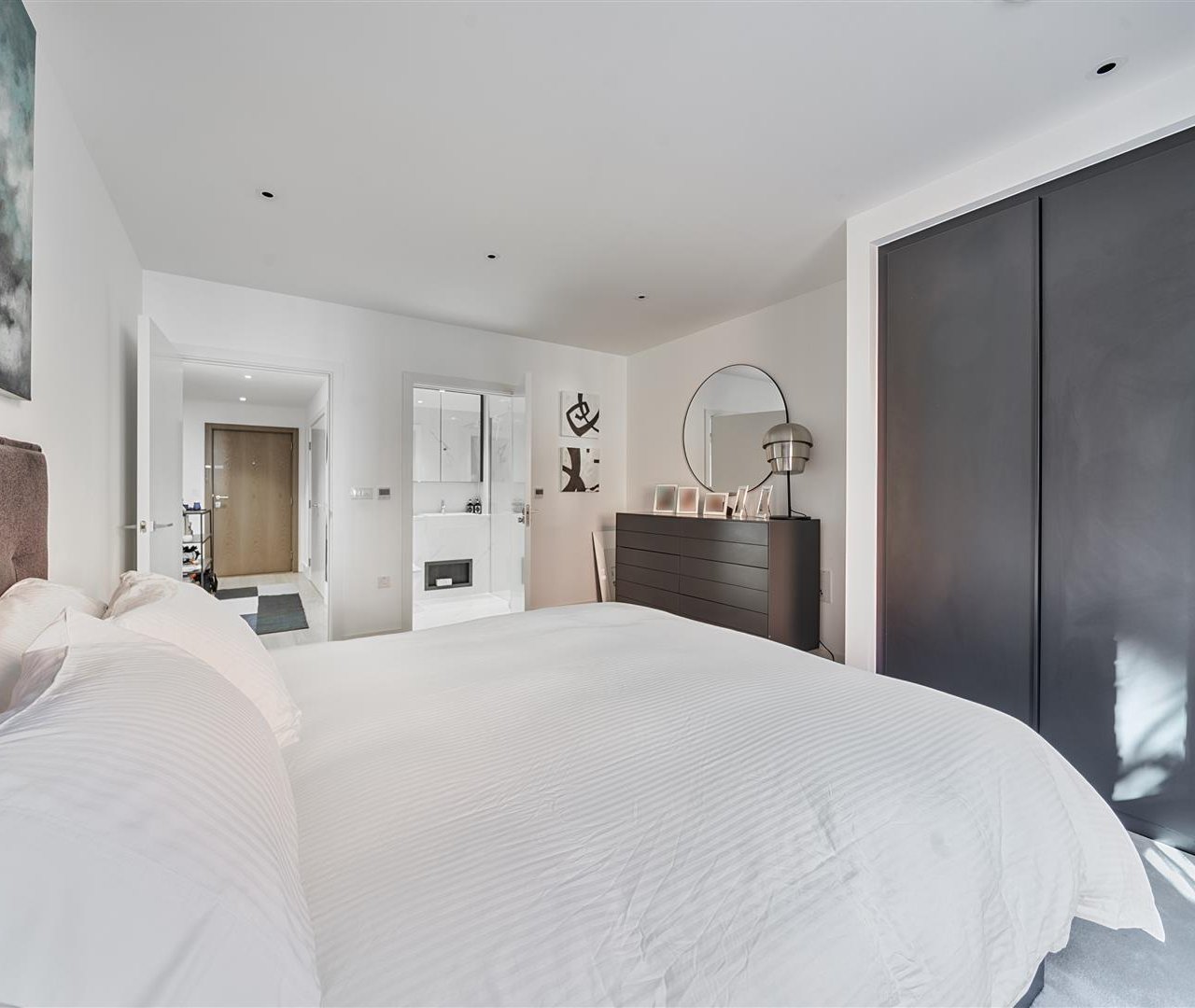 Kidderpore Avenue Hampstead NW3 7AS