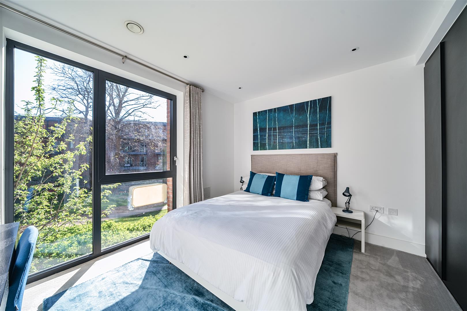 Kidderpore Avenue Hampstead NW3 7AS