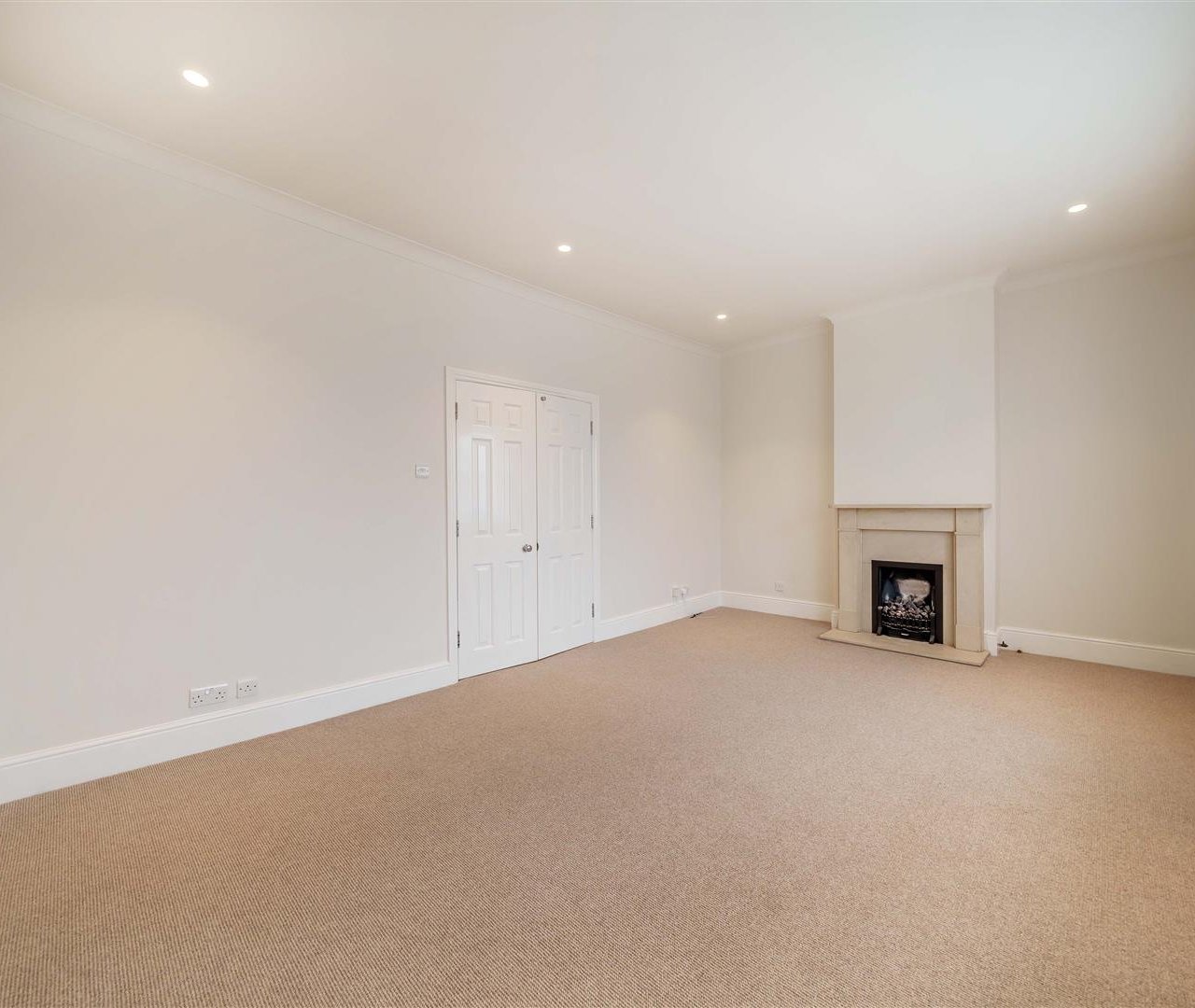 Oak Hill Park Hampstead NW3 7LP