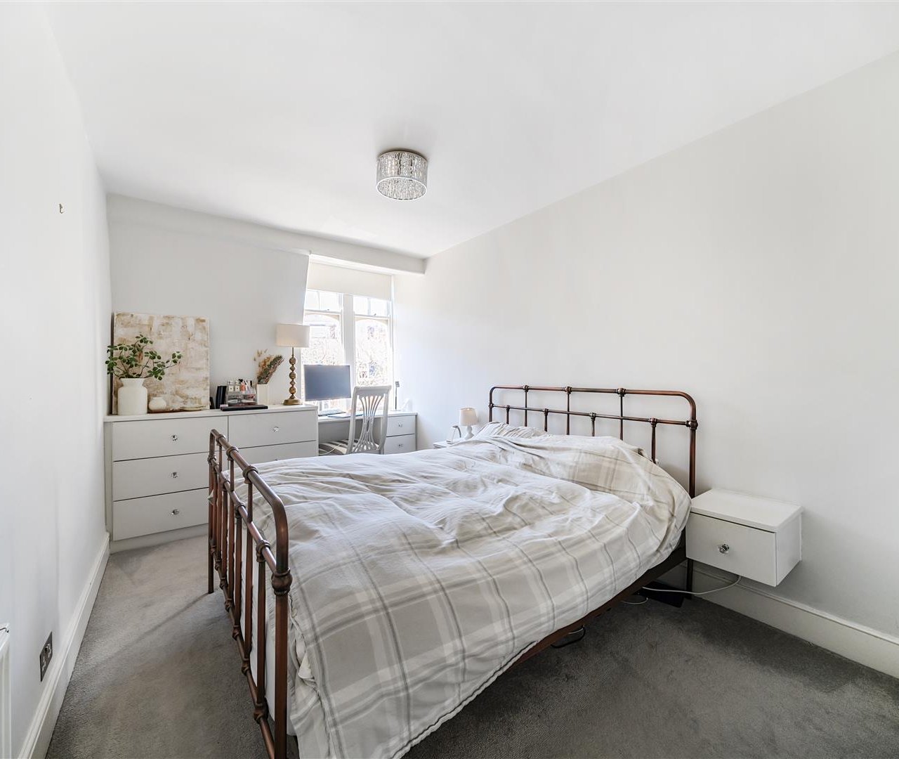 Glenmore Road Belsize Park NW3 4BY