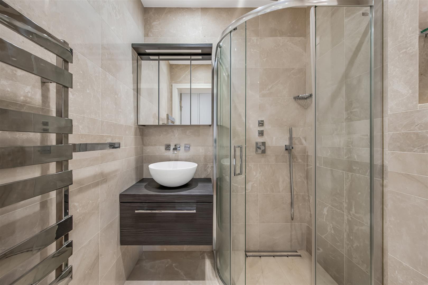 Fitzjohns Avenue Hampstead NW3 6PD