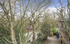 Fitzjohns Avenue Hampstead NW3 6PD