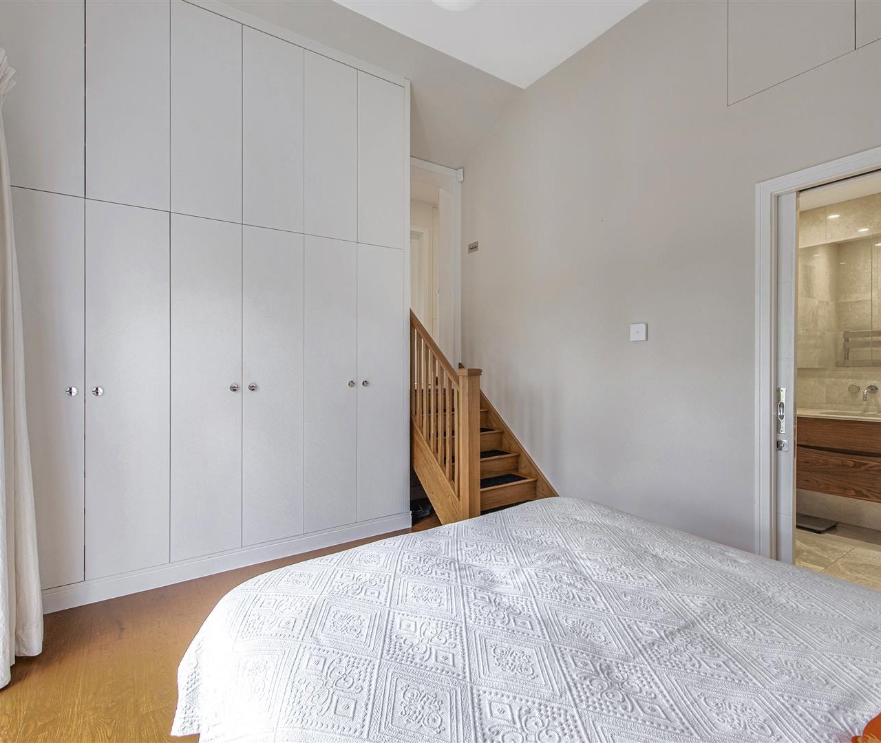 Fitzjohns Avenue Hampstead NW3 6PD