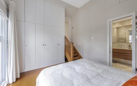 Fitzjohns Avenue Hampstead NW3 6PD