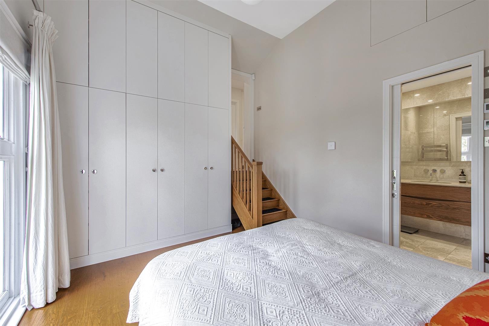 Fitzjohns Avenue Hampstead NW3 6PD