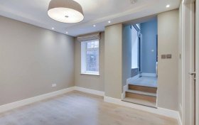 Fitzjohns Avenue, Hampstead, NW3 6PH