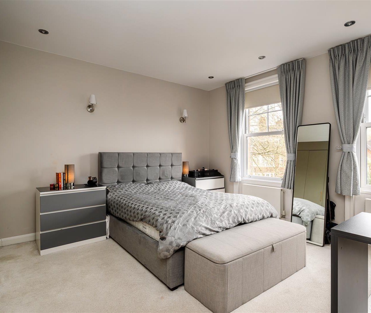 Redington Road Hampstead NW3 7RB