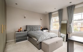 Redington Road Hampstead NW3 7RB