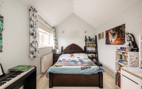 Redington Road Hampstead NW3 7RB