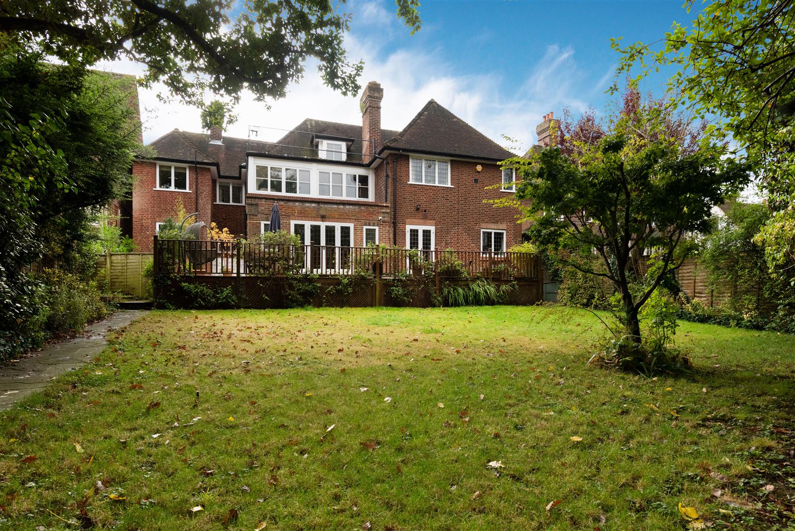 Wellgarth Road Hampstead Garden Suburb NW11 7HP