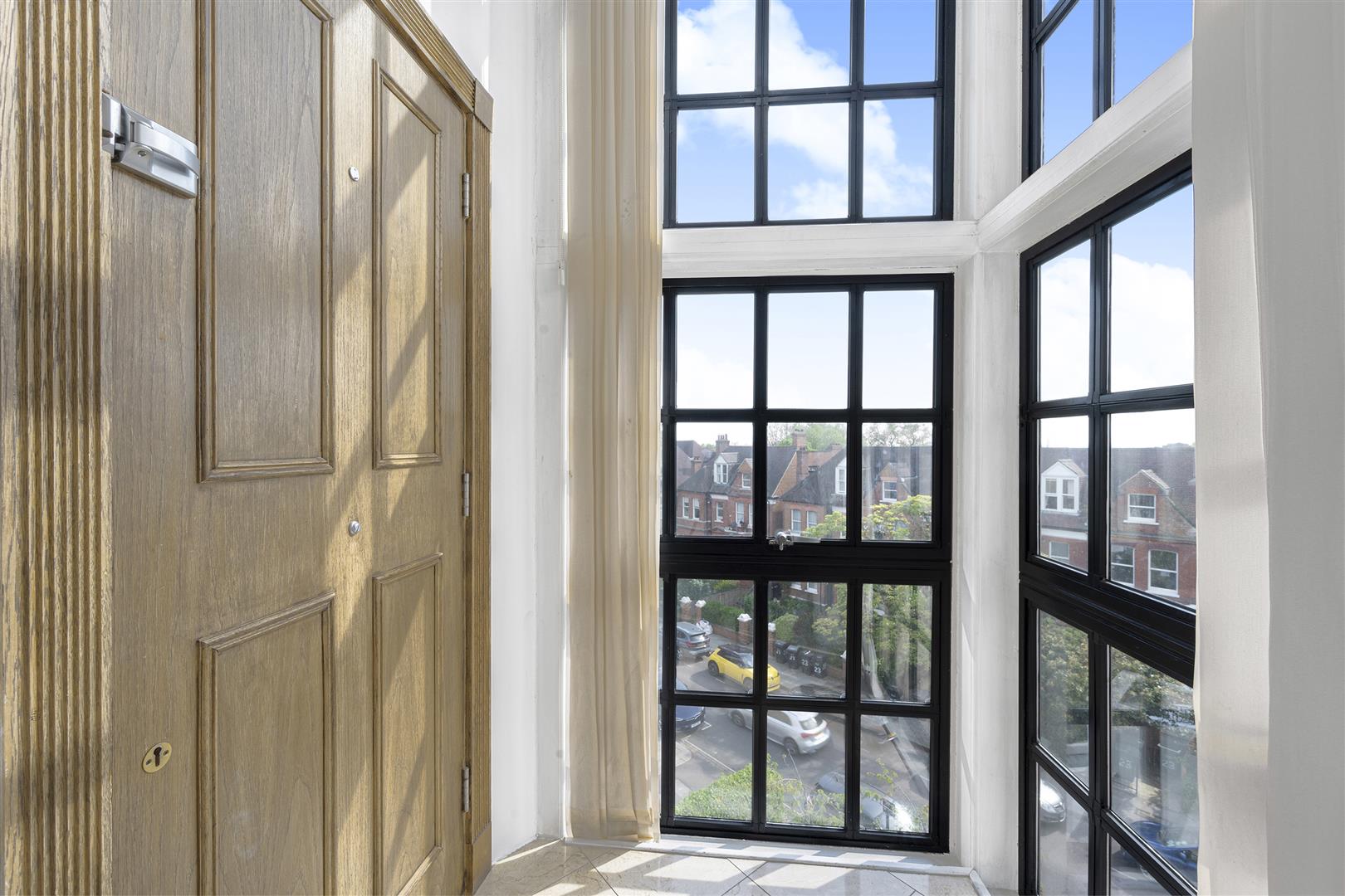 Lindfield Gardens, Hampstead, NW3 6PT