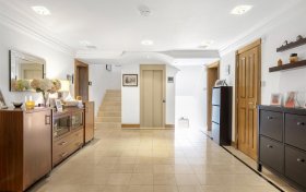 Lindfield Gardens, Hampstead, NW3 6PT