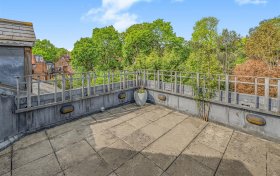 Lindfield Gardens, Hampstead, NW3 6PT