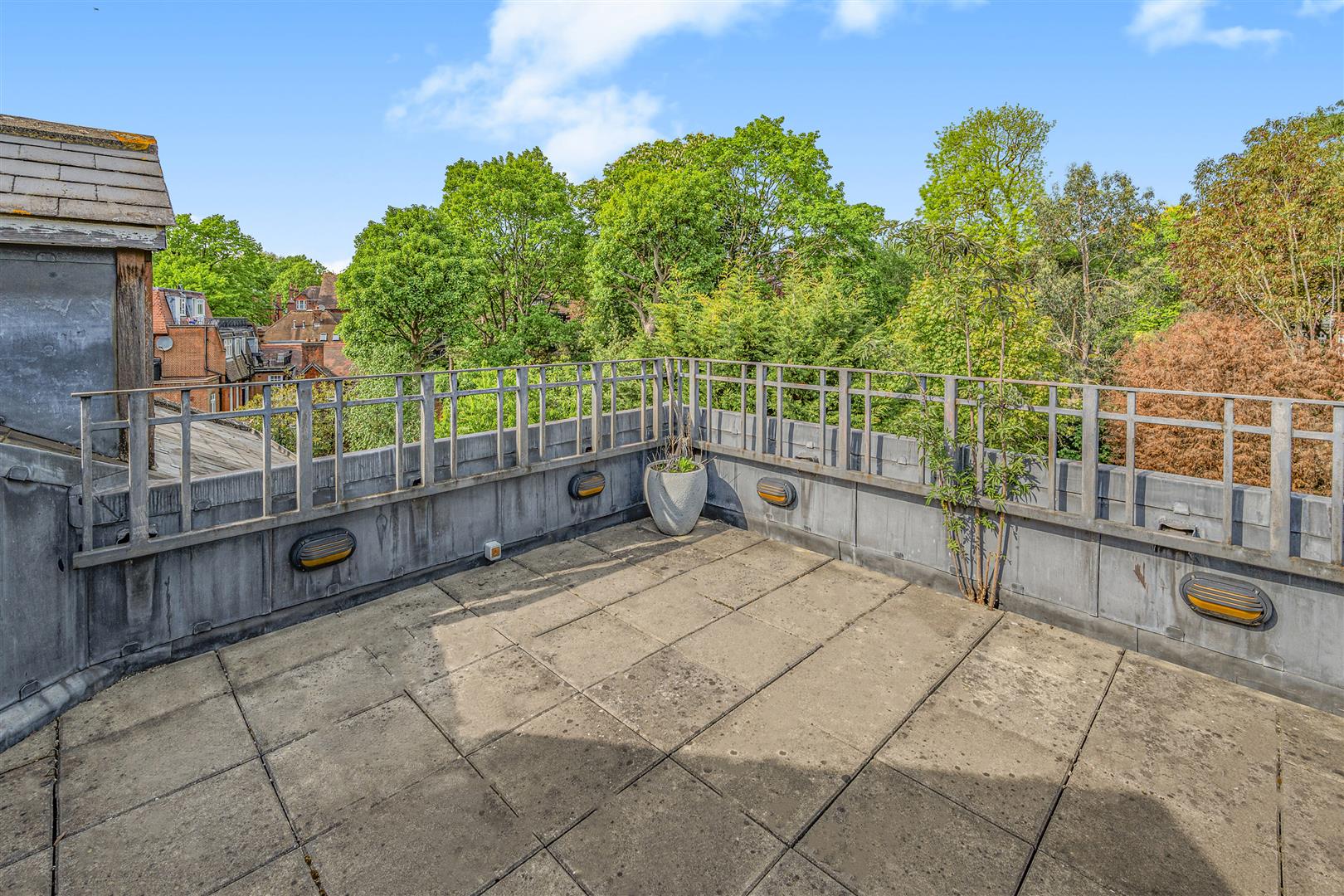 Lindfield Gardens, Hampstead, NW3 6PT