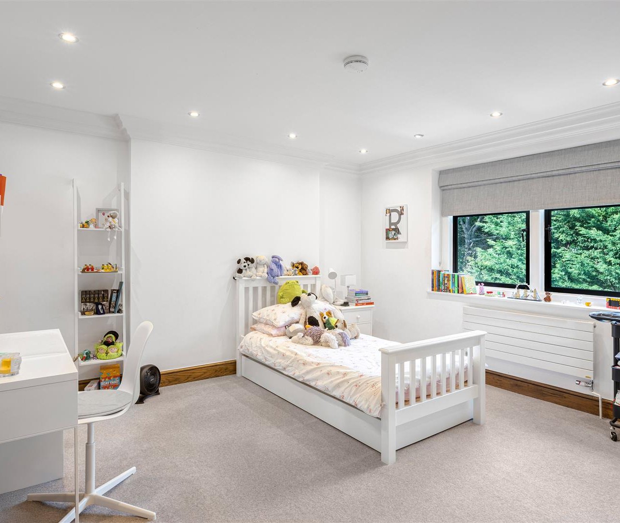 Lindfield Gardens, Hampstead, NW3 6PT