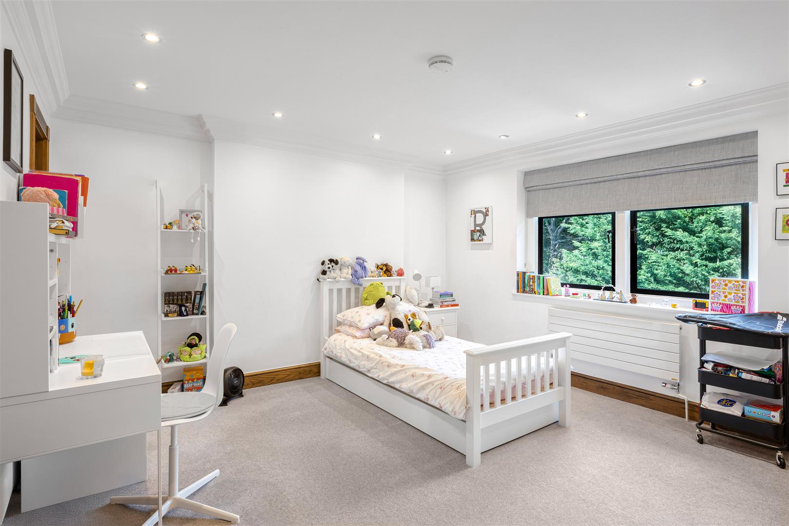 Lindfield Gardens, Hampstead, NW3 6PT