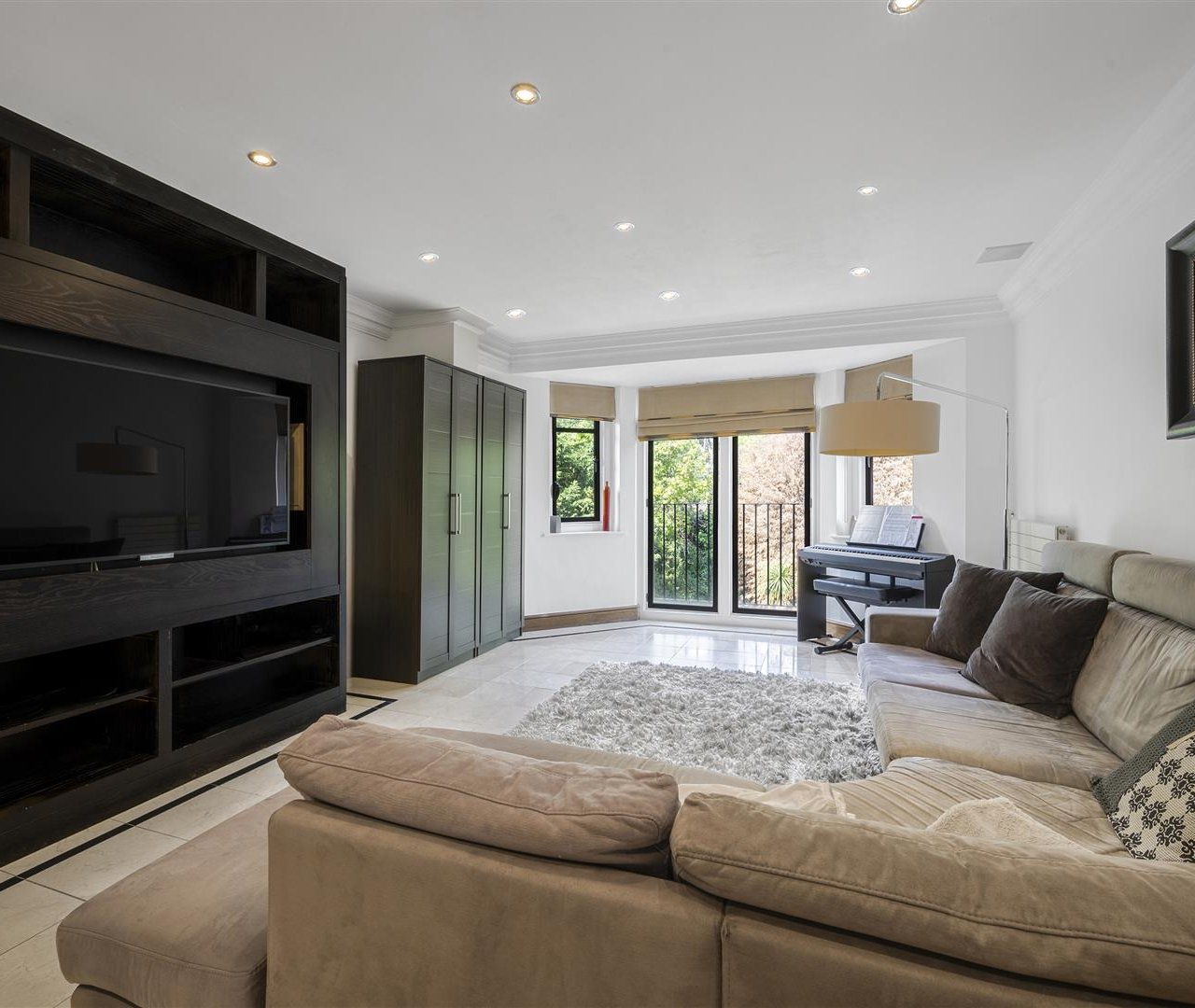 Lindfield Gardens, Hampstead, NW3 6PT